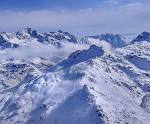 Summit ridge of Mount Apharwat above the Gulmarg meadow