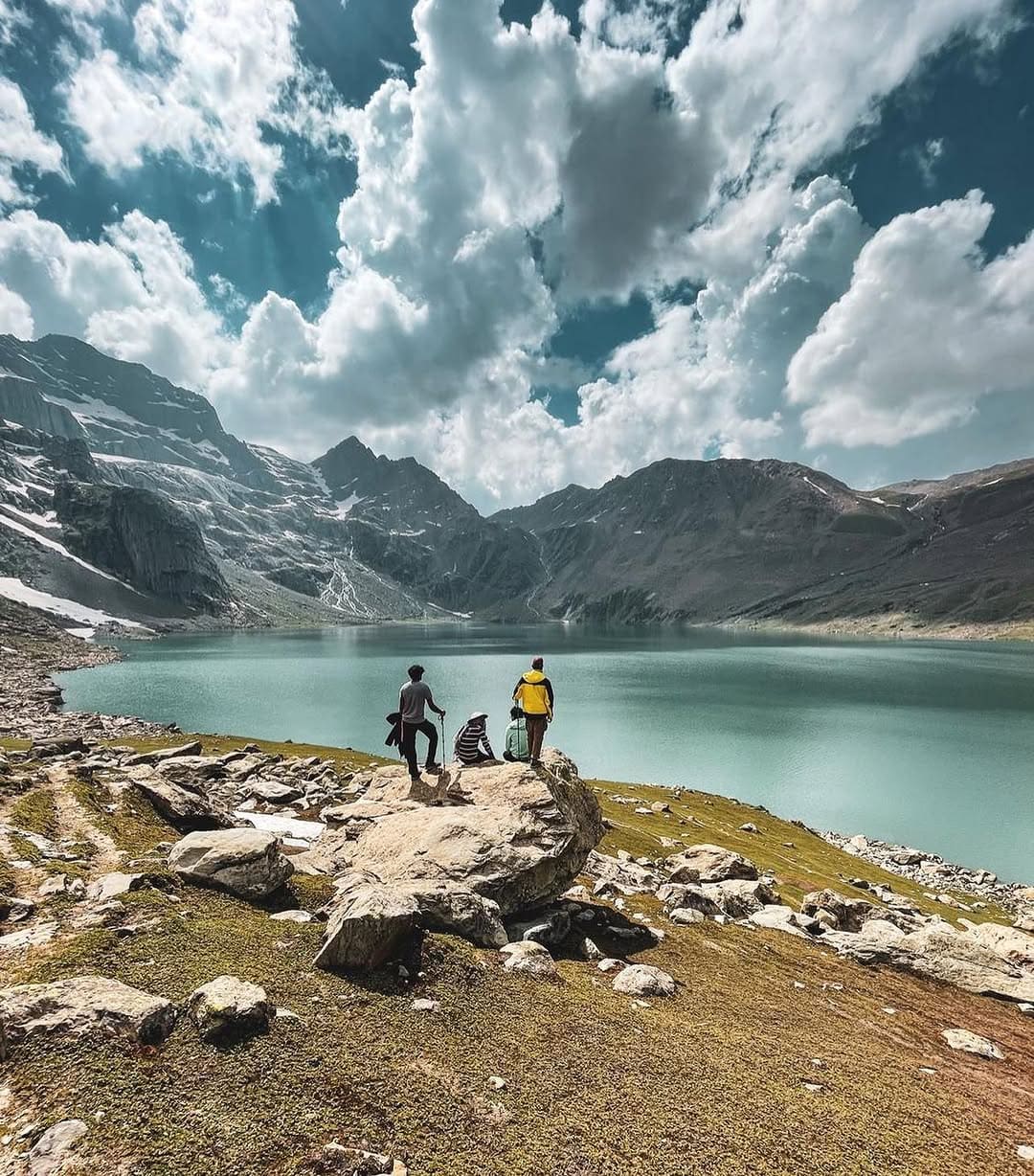 Locals' Kashmir